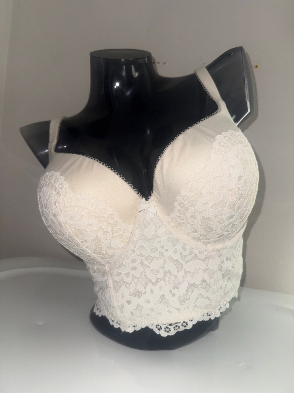 Victoria's Secret Ivory Lace Longline Bra